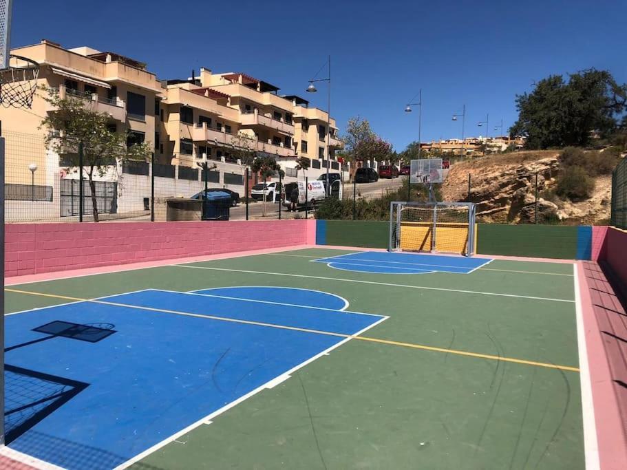 Bajo Con Jardin En Primera Linea De Playa Apartment Málaga